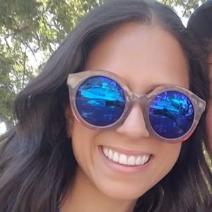 Meet your Posher, Serena